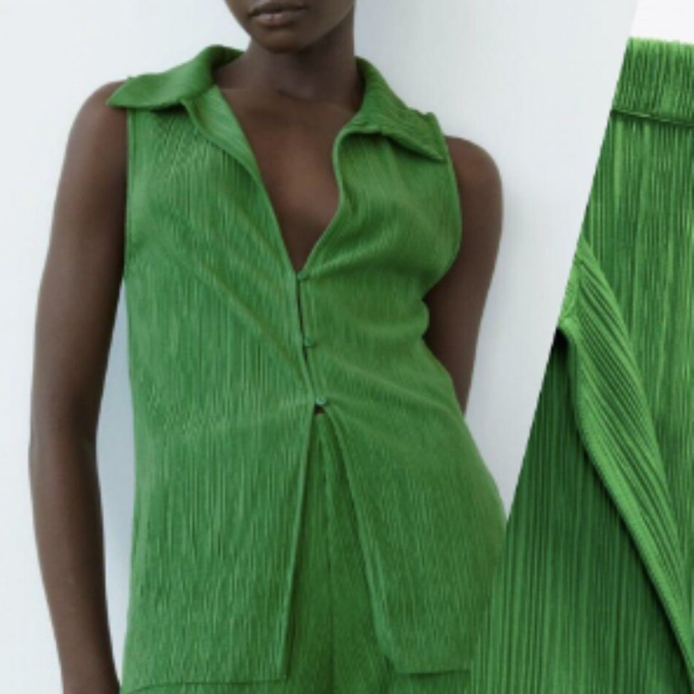 ZARA GREEN SLEEVELESS PLEATED TOP M 5584/373 SIZE SMALL